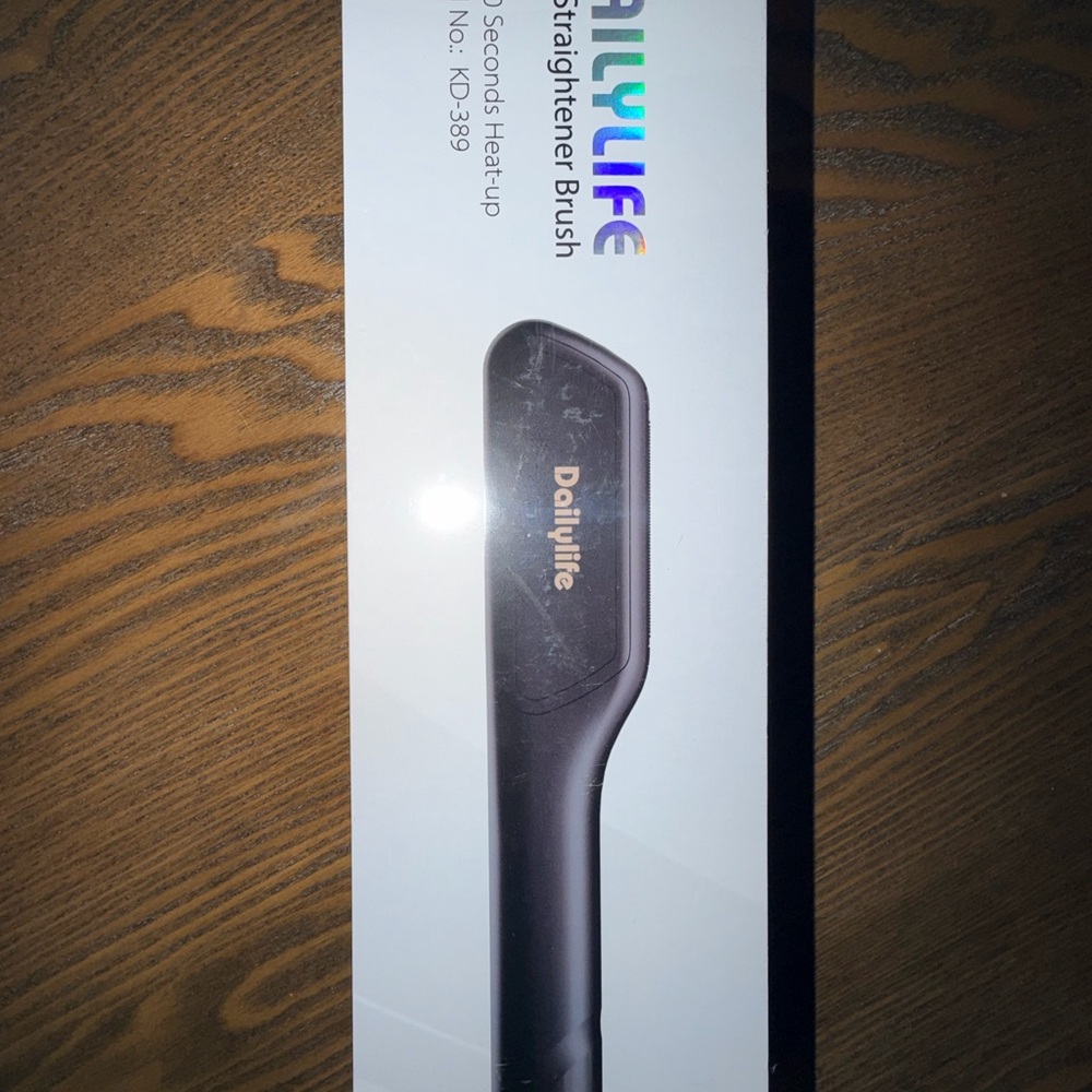 Dailylife Hair Straightener Brush - Black Brand New Unopened